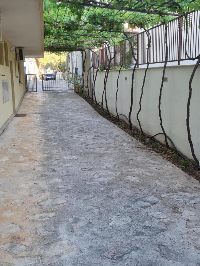 Apartment Lavanda スタリグラード エクステリア 写真